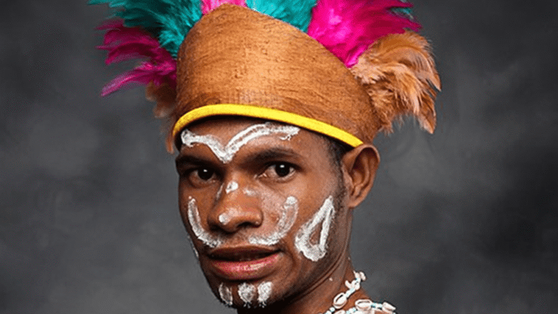 ANCAMAN terhadap eksistensi Orang Asli Papua (OAP) kian nyata. Populasi mereka yang terus menurun drastis dalam beberapa dekade terakhir menimbulkan pertanyaan besar: Akankah Papua Barat menjadi seperti suku Aborigin di Australia – minoritas yang terpinggirkan di tanah leluhurnya sendiri?