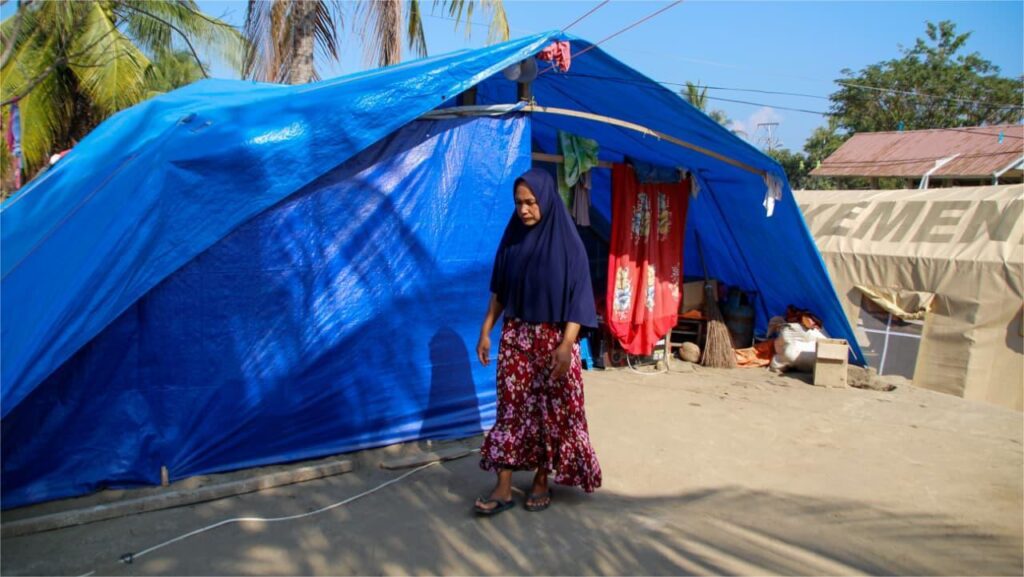 Penyintas Banjir di Tenda di Pidie Jaya