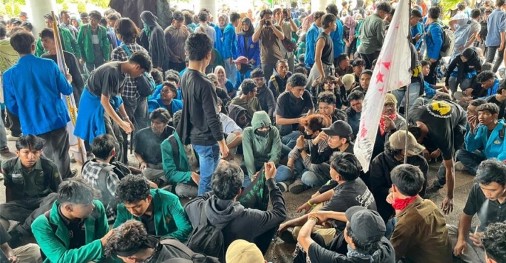 Mahasiswa Demo JKA