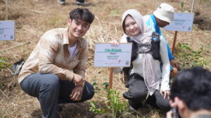 WWF-Indonesia Gandeng Jerhemy Owen Tanam 250 Ribu Bibit Pohon untuk Pulihkan Lanskap Peusangan di Aceh