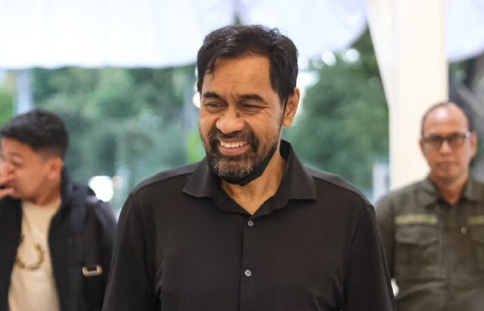 Gubernur Aceh, Muzakir Manaf (Mualem), mengimbau seluruh masyarakat Aceh untuk menjaga dan merawat perdamaian Aceh. “Untuk kita wariskan kepada generasi penerus,” kata Mualem, Kamis (14 Agustus 2026