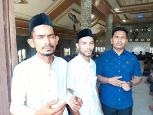 Ratusan Warga Padati Maulid Akbar di Buket Dalam, Shalawat Menggema dari Meunasah
