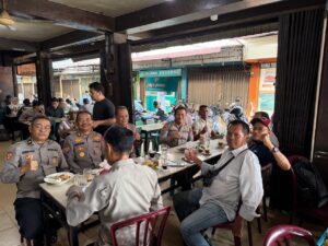 Saweu Keudee Kupi, Kapolres Bireuen Serap Aspirasi Warga dari Meja Kopi